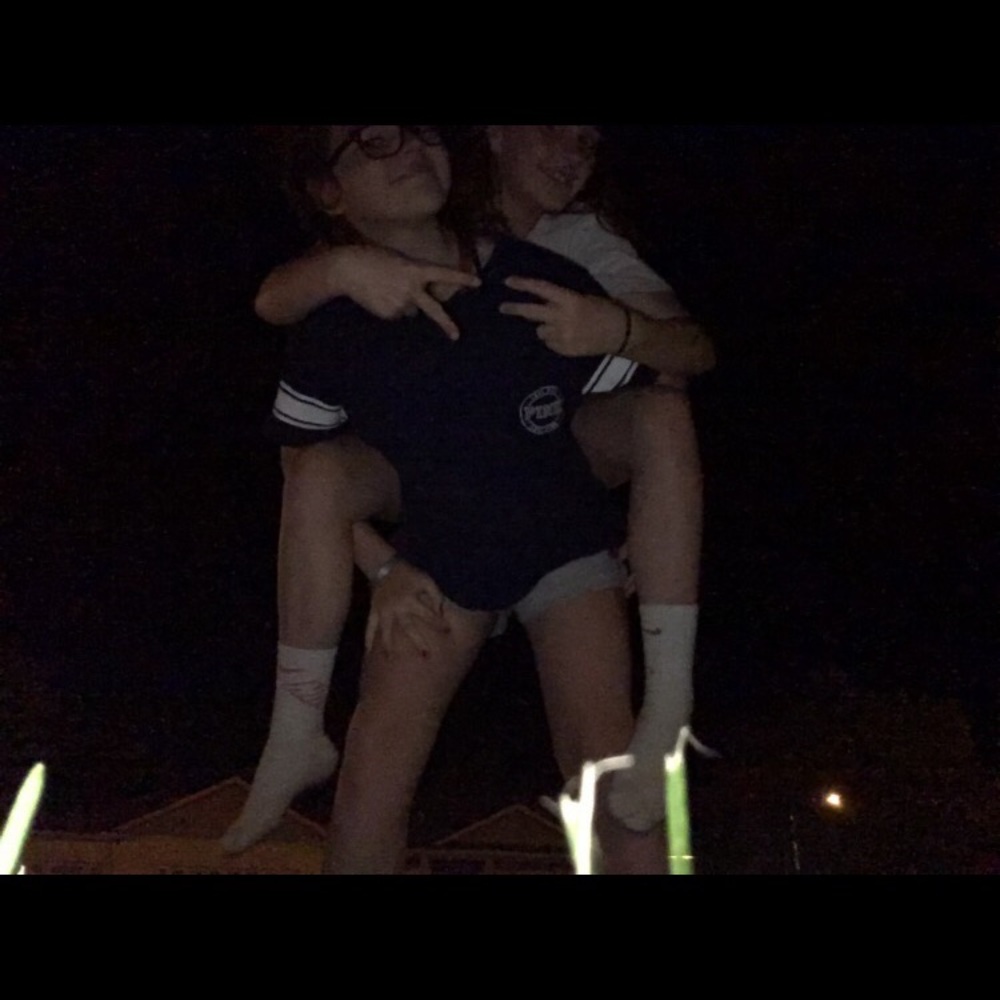 Meet your Posher, Eliss